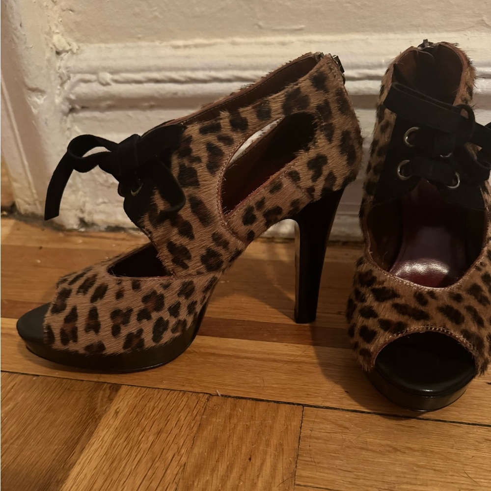 Nanette Lepore lace up heels, size 8.5, like new